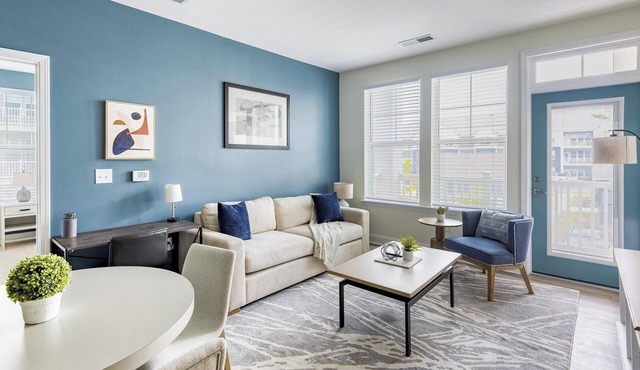 Landing | Stylish 2BD, Gym, Clubhouse