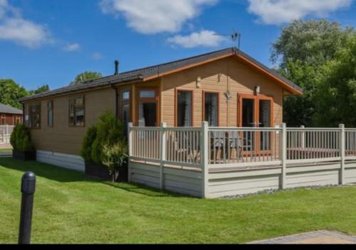 Lazy Days Lodge