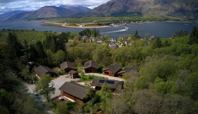 Lodge 3 - sleeps 6 guests in 3 bedrooms