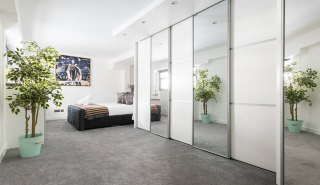 London Warehouse 3 bedroom Apartment
