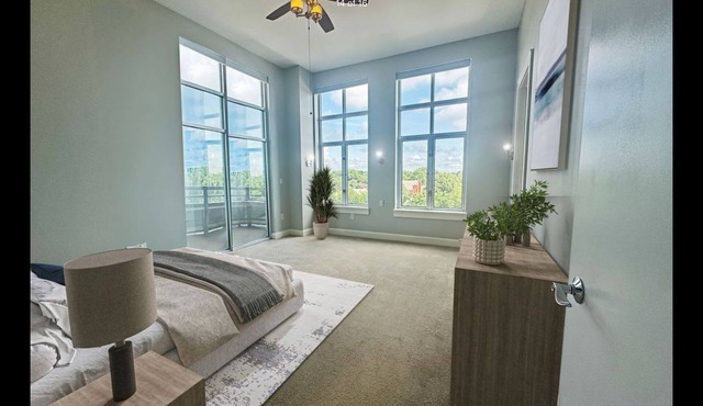 Long term stay Exquisite penthouse apartment in Raleigh.