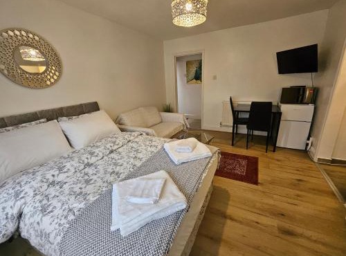 Lovely studio flat