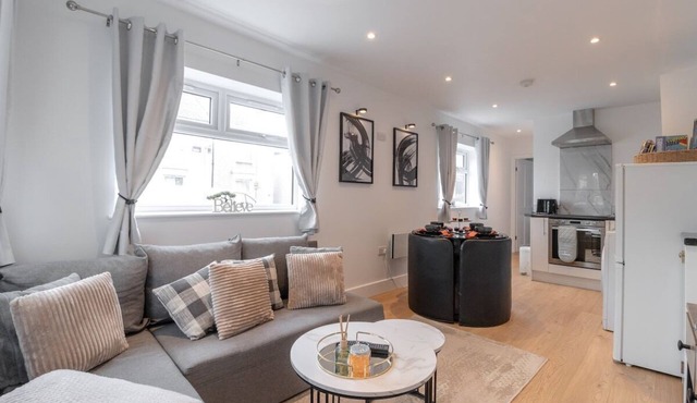 Luxury 1 Bed Apartment | Bromley