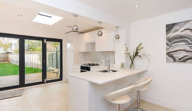 Luxury 3 Bedroom House in Bromley, South East London