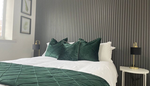 Luxury apartment with free secure gated parking
