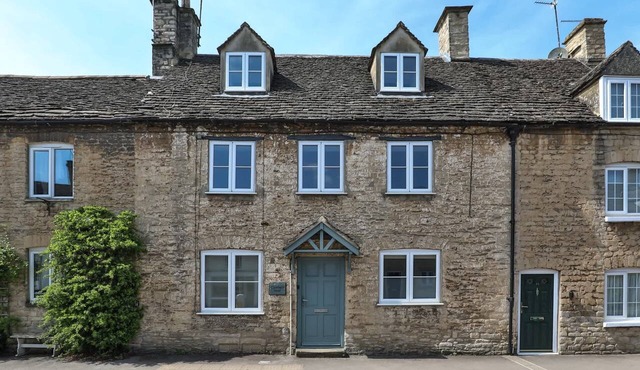 Luxury Tetbury Cottage | Coombers Mead | Ensuites