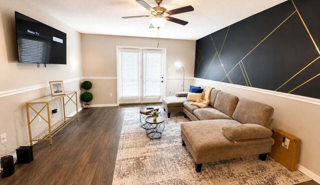 Magnolia Haus Hoover | King + Queen Stay