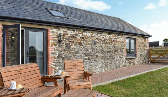 Meadow View - UK50424