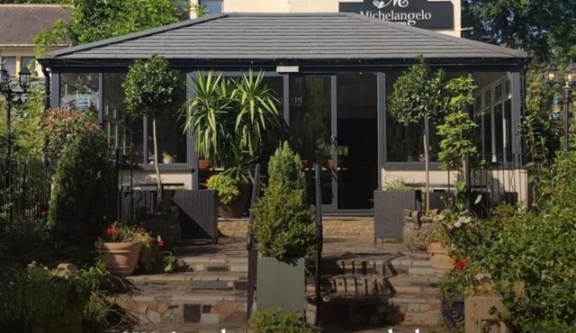 Michelangelos - Rooms, Restaurant & Bar