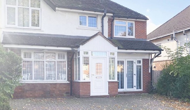 Midlands Contractor Team House