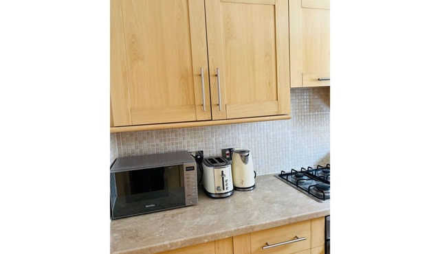 Modern 2bed 2bath serviced Apartment