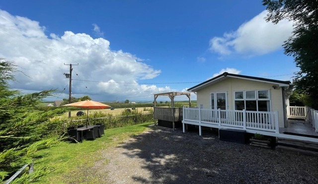 Mountain View Lodge, Whitland.