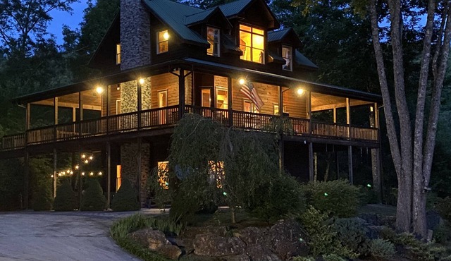 Mountain Views Fire Pit Complete Wraparound Deck Game Room 3+ acres!