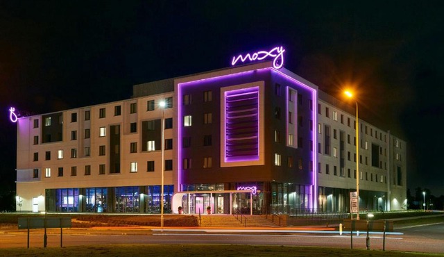Moxy Edinburgh Airport