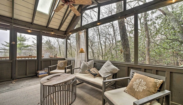 Mtn-View Getaway w/Deck & Grill in Cashiers!