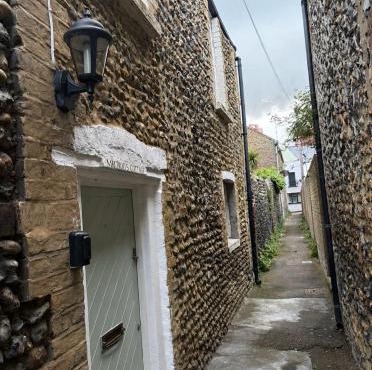 Muckoroos Cottage Historic Flint Cottage