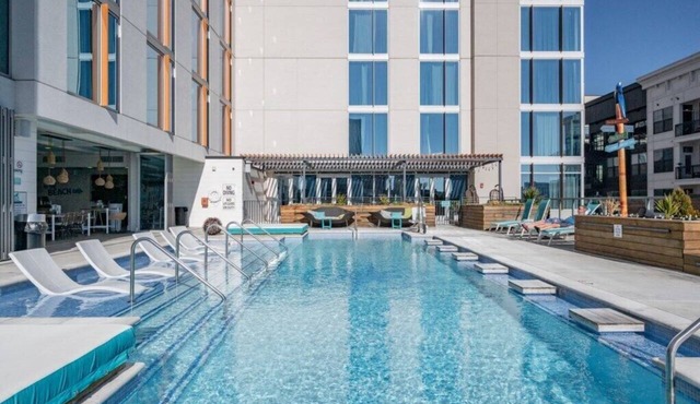 Nashville | Honky Tonk Getaway | Pool & Downtown
