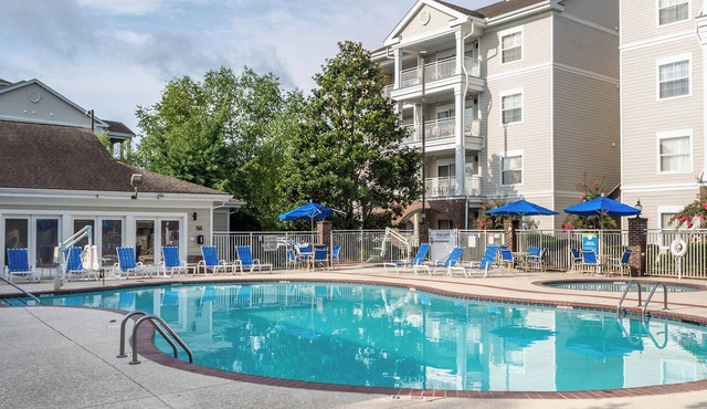 Nashville | Music City Stay | Pool & Downtown Access