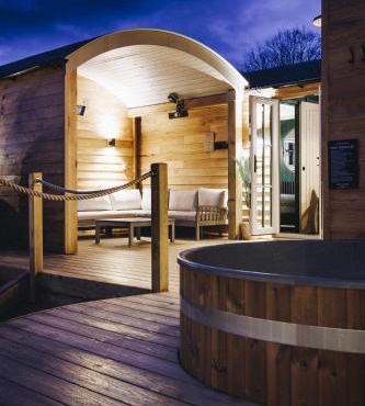 Nestledstays - The Oak