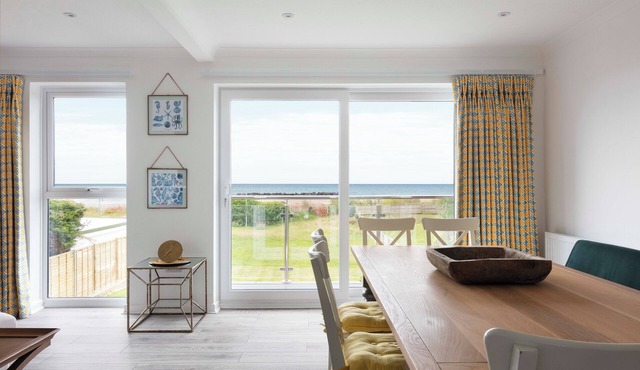 New Property - Beachfront 4 bedroom with direct access to the beach