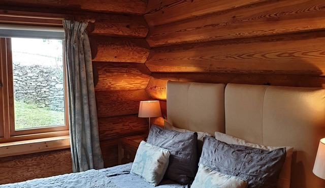 Newland Valley Log Cabins