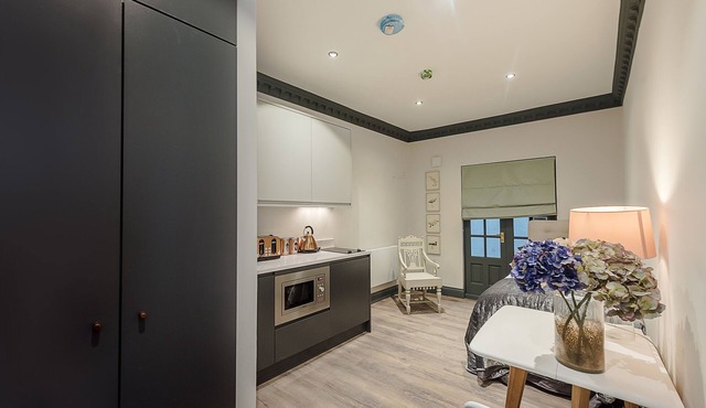 Notting Hill Studio 5 mins from Portobello Road & 10 mins from Kensington Palace