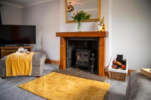 Oak House - sleeps 10 with Bar & Games room