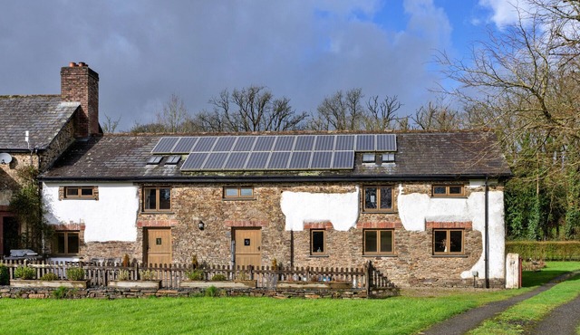 Oak Leaf Cottage