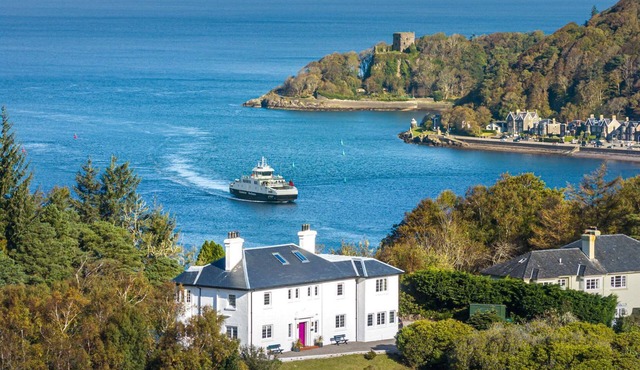 Oban Bay Hall - Seven Bedroom Villa, Sleeps 14