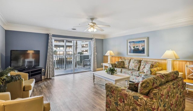 Ocean Blvd Luxury Villas 205, Pool & Hot Tub