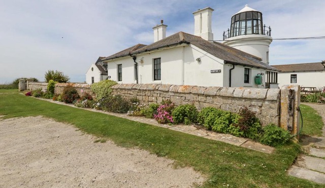 Old Higher Lighthouse Stopes Cottage