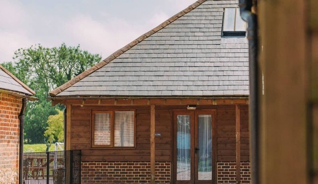 Olive Tree Cottage, Hoad Farm, Acrise