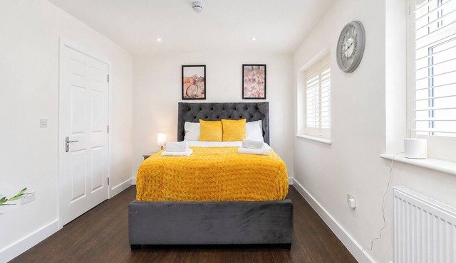Open mind property - 2 Fayre, Cozy Flat 1