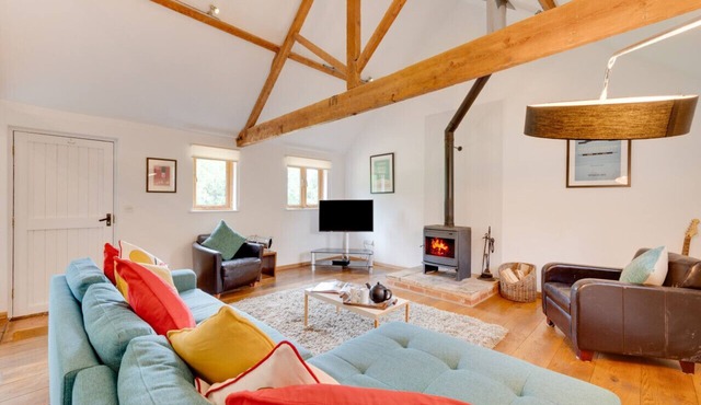 Packway Barn - Two Bedroom House, Sleeps 4