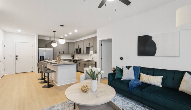 Parkside Chic 2BR Near Regions Field + Park