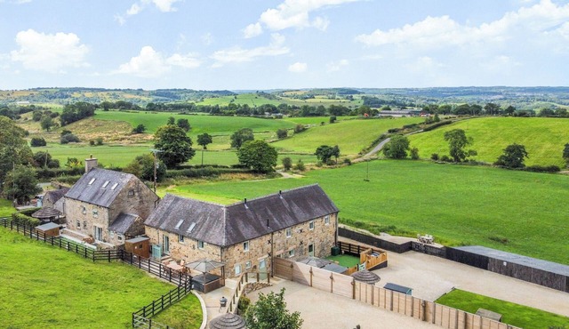 Pastures Barn