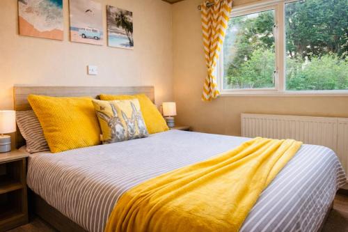 Peaceful Spot at Seton Sands 3-Bed Caravan near Edinburgh