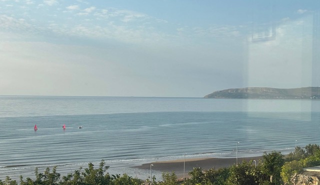 Penmaenmawr Coastal Retreat