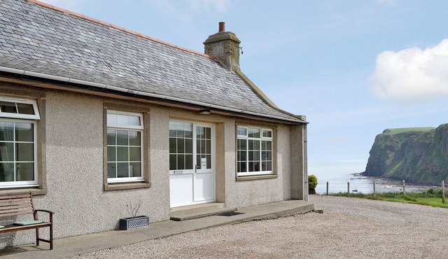PENNAN LODGE - 26818
