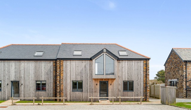 Perfect for a Cornish getaway, Cedar House is located just outside the hustle and bustle of St Agnes