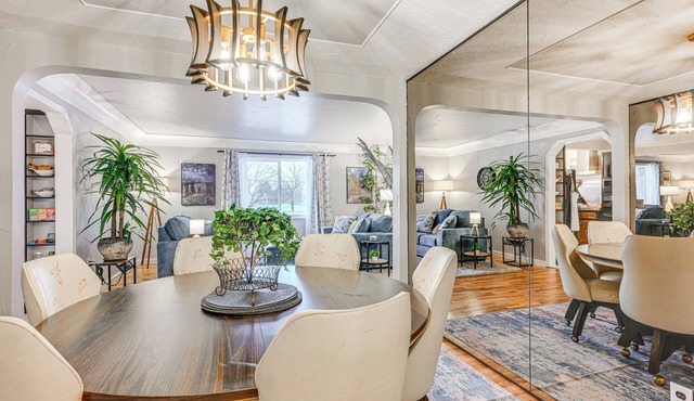 Pet-friendly Flushing Getaway Near Downtown in Flushing