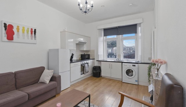 Prime City Centre Apartment 2BR