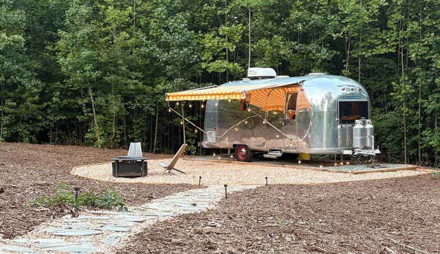 Private 1967 Airstream Getaway Near Saxapahaw