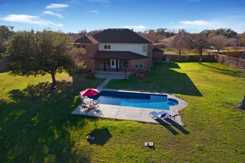 *Private Hot Spa*, Pool, Ranch Estate, Countryside in Kyle