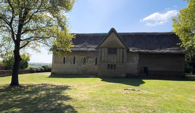 Putts Cottage - a romantic holiday cottage that sleeps 3 guests in 2 bedrooms