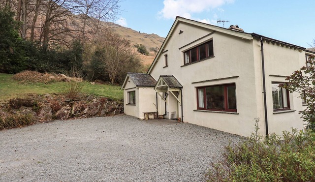 RAWFELL, pet friendly, with open fire in Ambleside