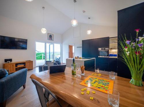 Relaxed Devon Stay Close to fabulous Beaches