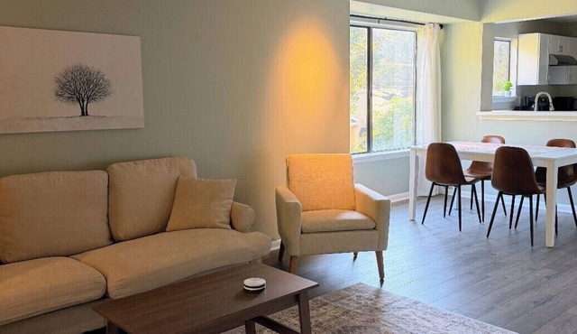Relaxing Condo close to EVERYTHING