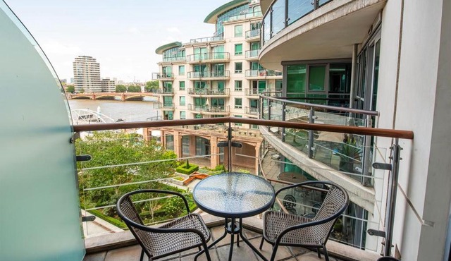 River View 2 Bed