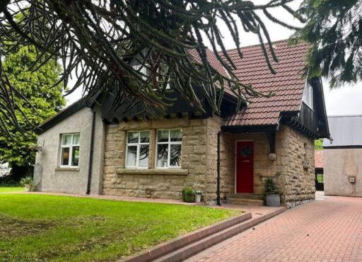 Ruby Cottage in Clabby